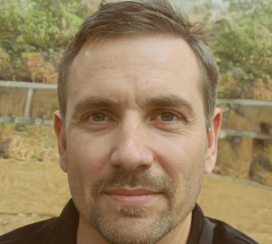 Lukas Bergmann bei der Arbeit